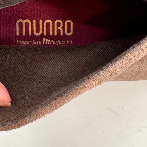 Munro Robyn Ankle Boots 7.5 7.5W Wide Brown NWOT Suede Ankle Bootie Comfort Heel - Picture 7 of 9